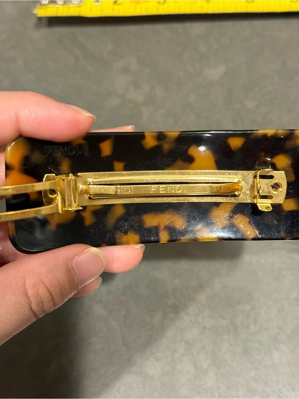 Fendi FF Tortoise Shell Resin Hair Barette Oversized - Picture 2 of 5